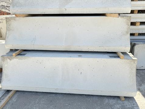 Блок ограждения Нью-Джерси (пустотные)